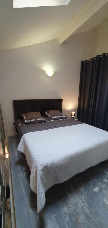 Apartment Joli Duplex Cathedrale
